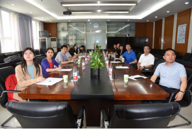 365英国上市公司