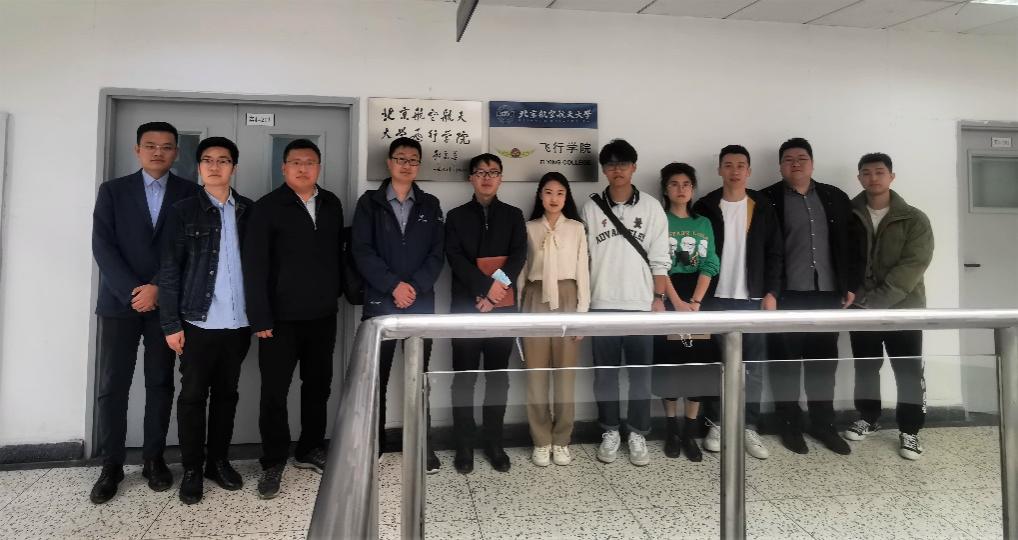 365英国上市公司