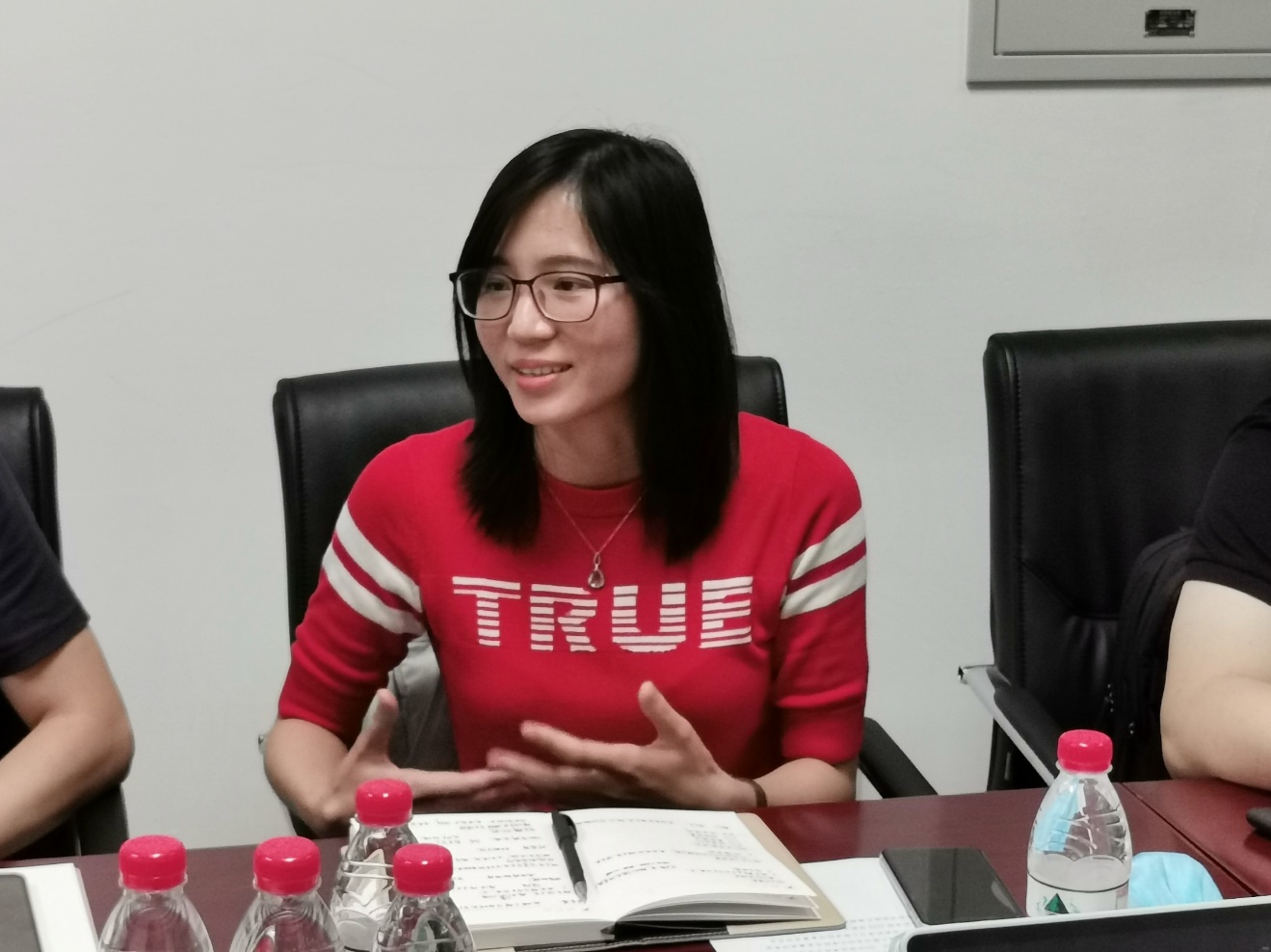 365英国上市公司