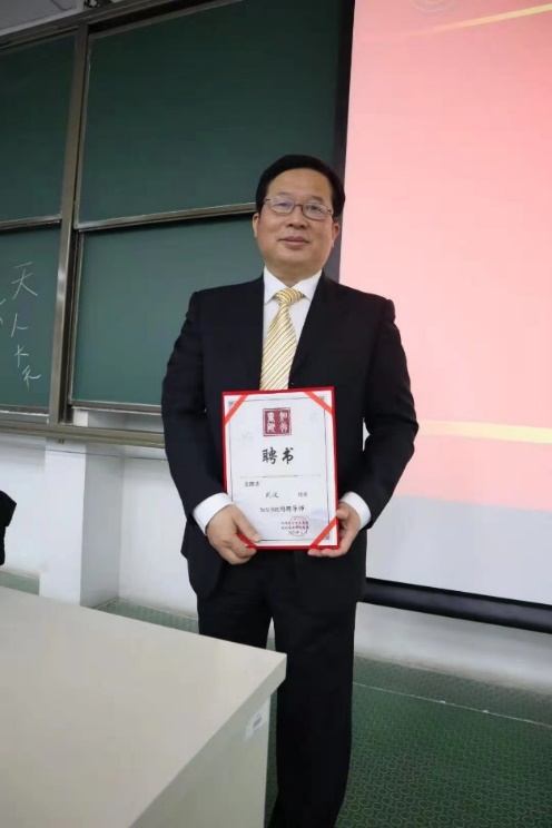 365英国上市公司