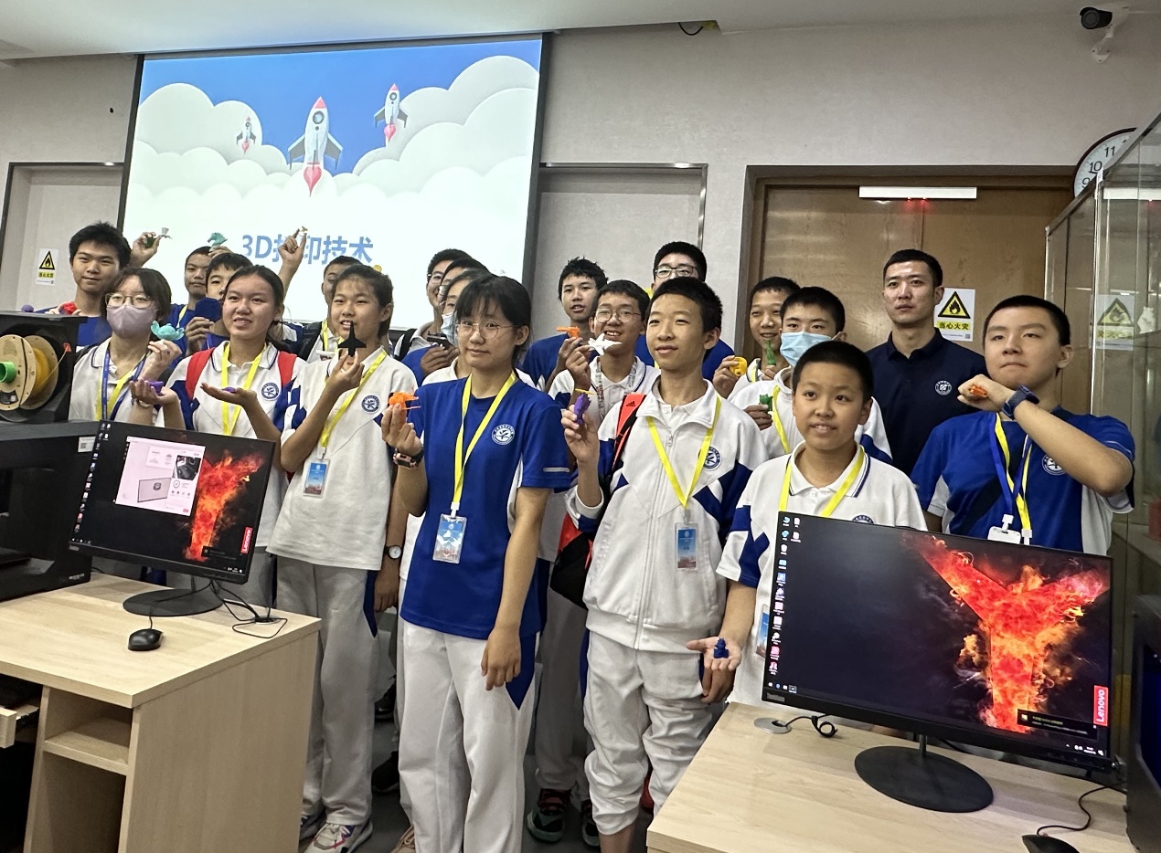 365英国上市公司