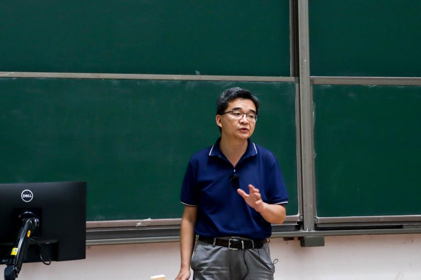 365英国上市公司