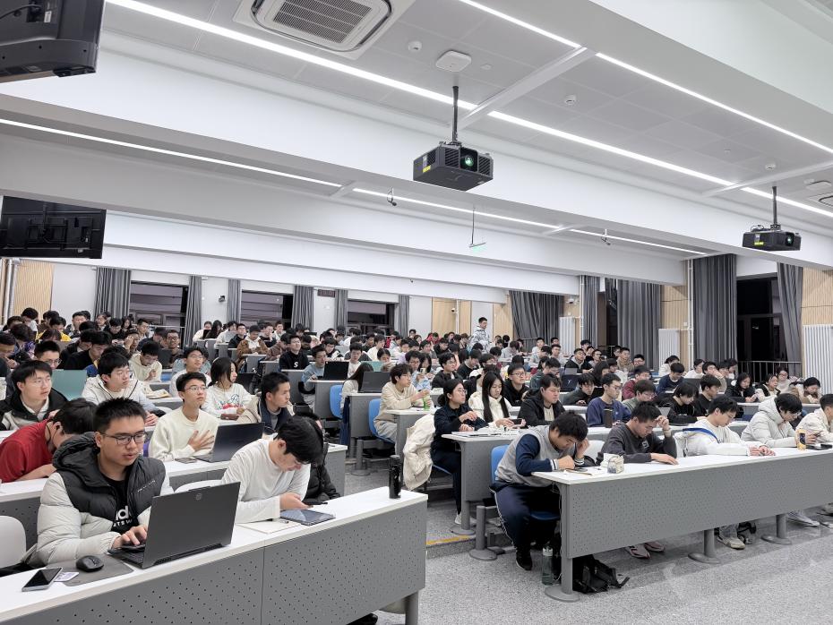 365英国上市公司