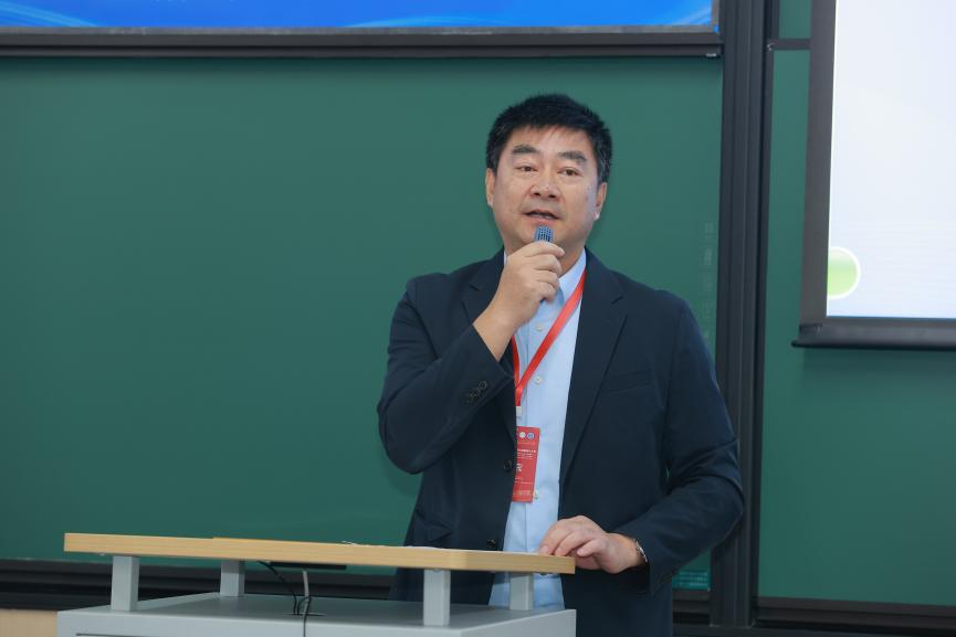 365英国上市公司