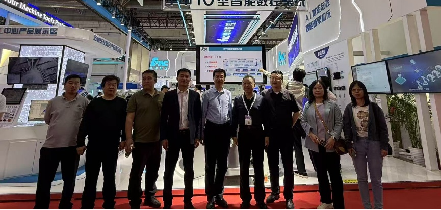 365英国上市公司