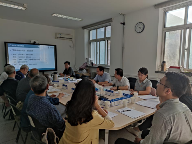 365英国上市公司