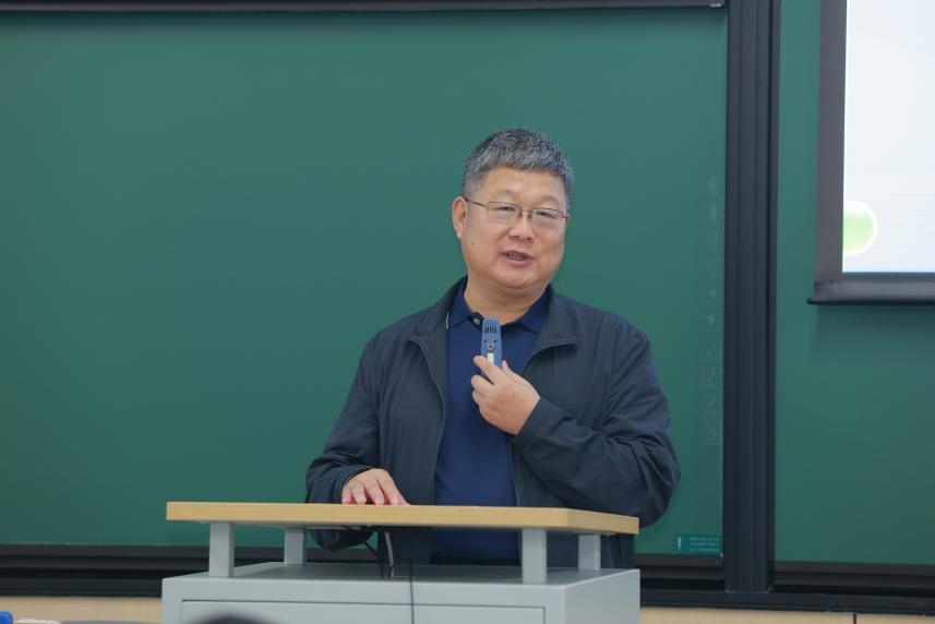 365英国上市公司