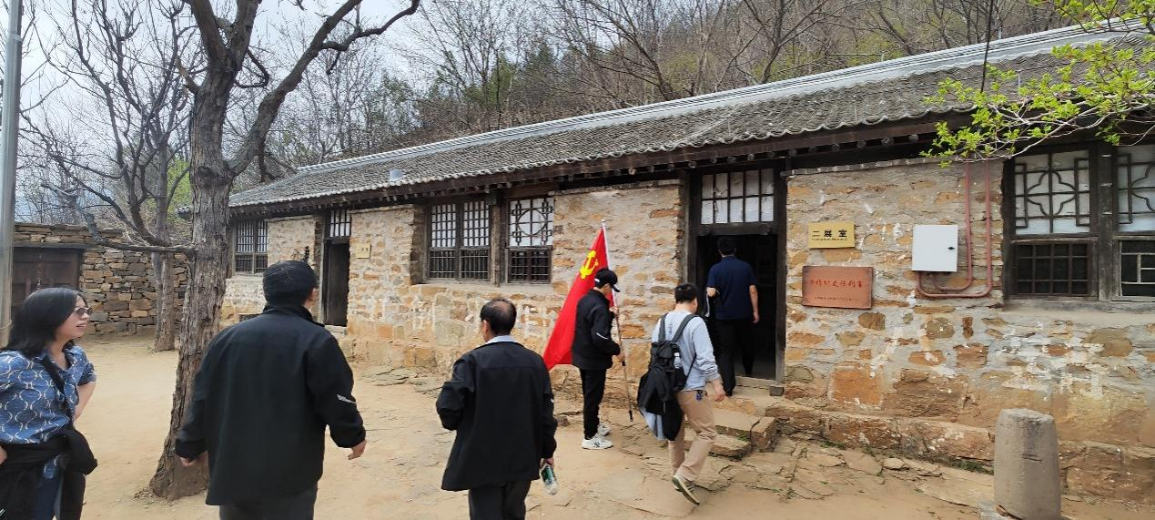 365英国上市公司