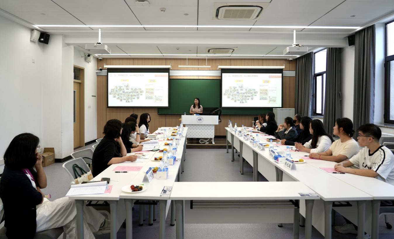 365英国上市公司