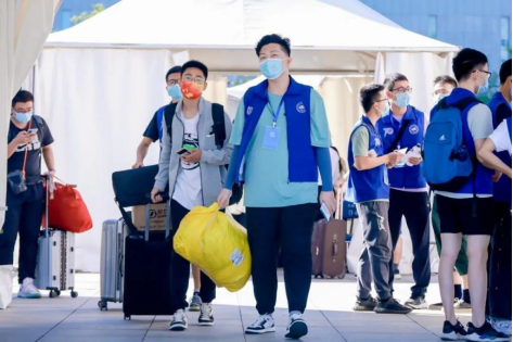 365英国上市公司