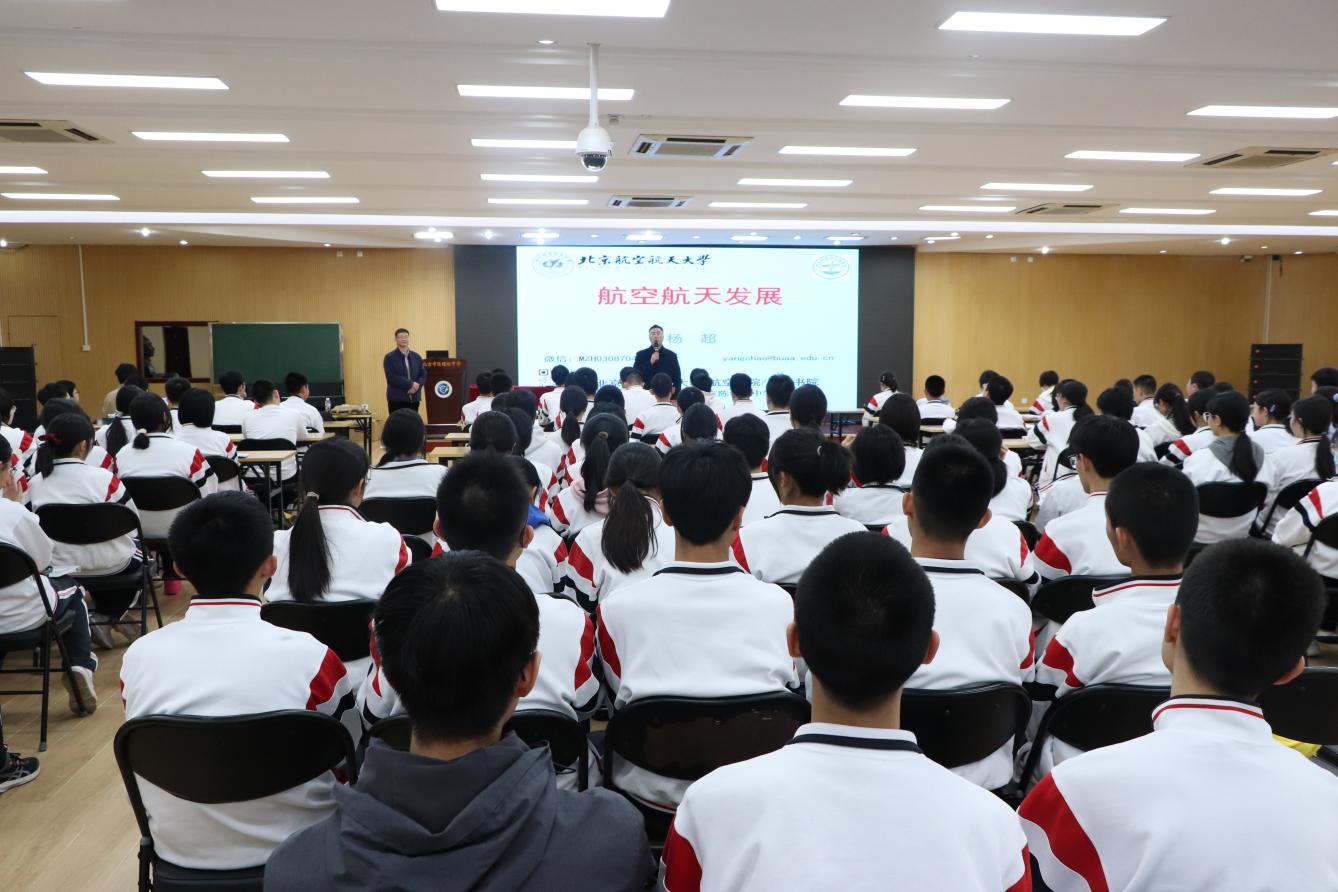 365英国上市公司