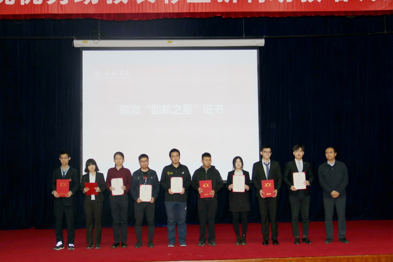 365英国上市公司