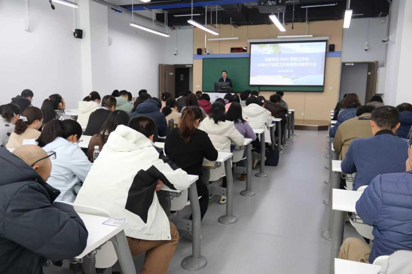 365英国上市公司