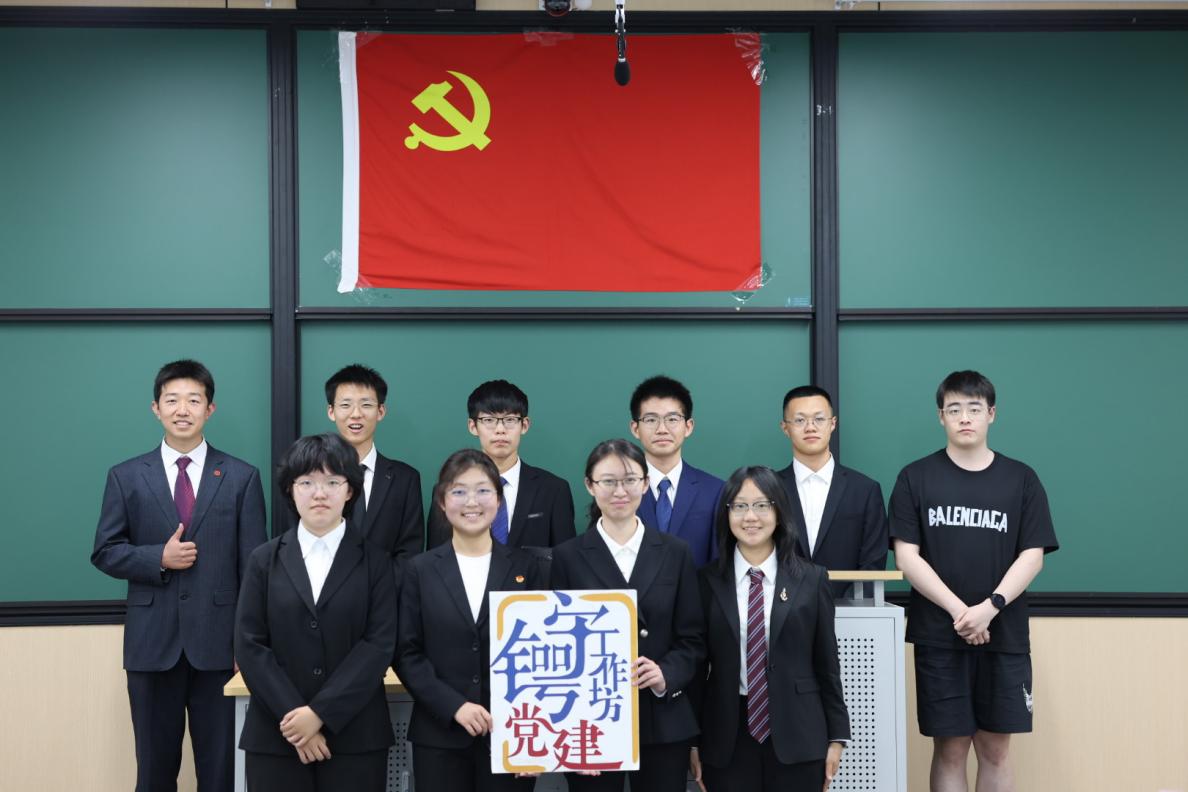 365英国上市公司