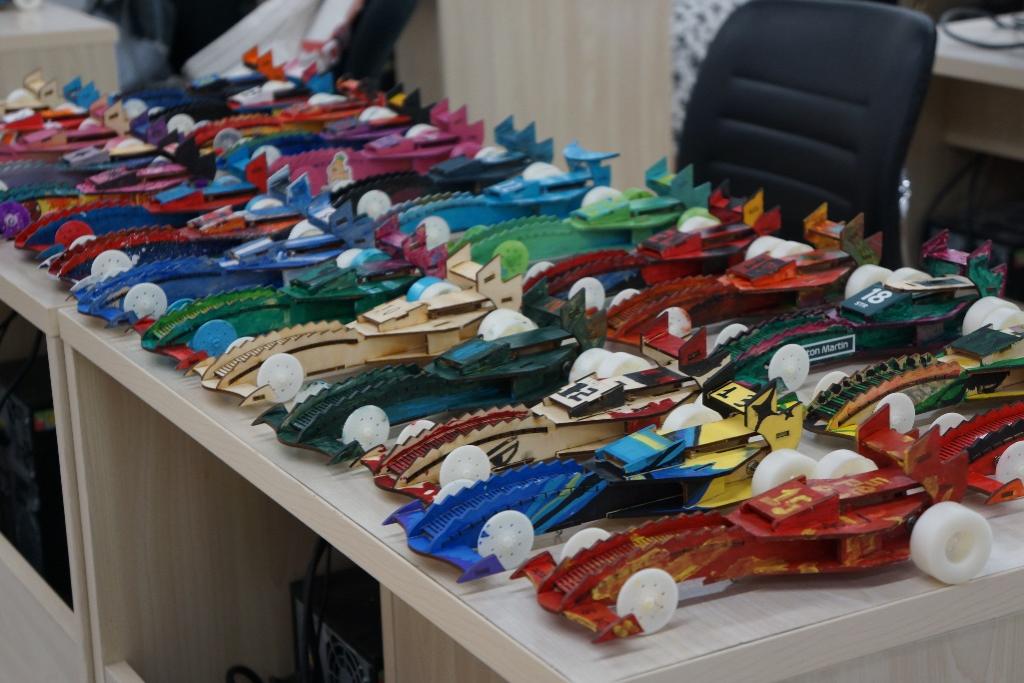 365英国上市公司