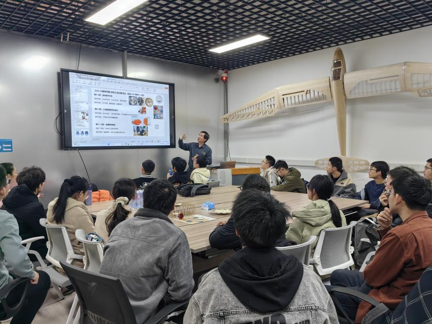 365英国上市公司