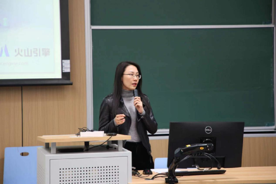 365英国上市公司