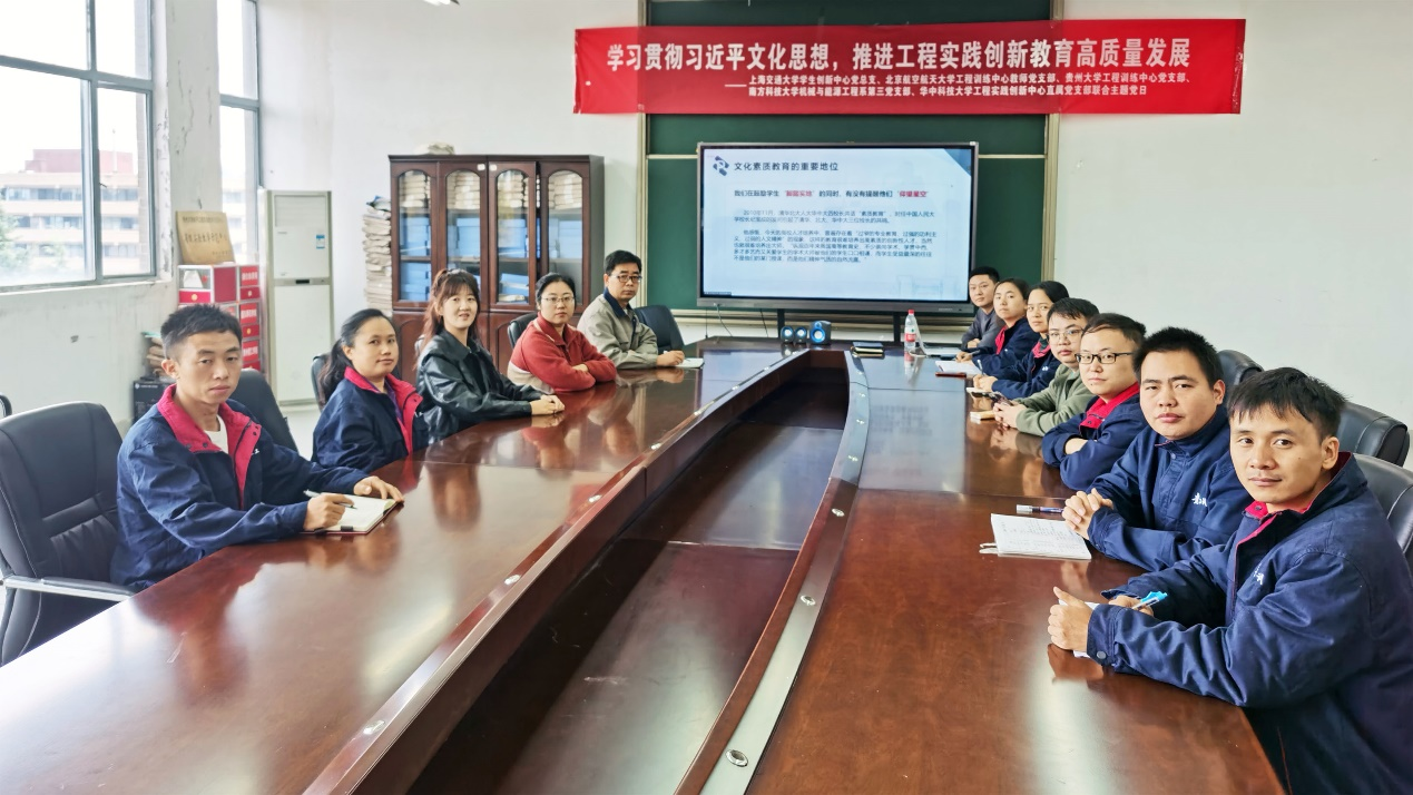 365英国上市公司