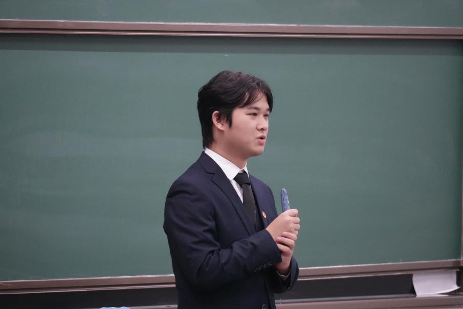 365英国上市公司