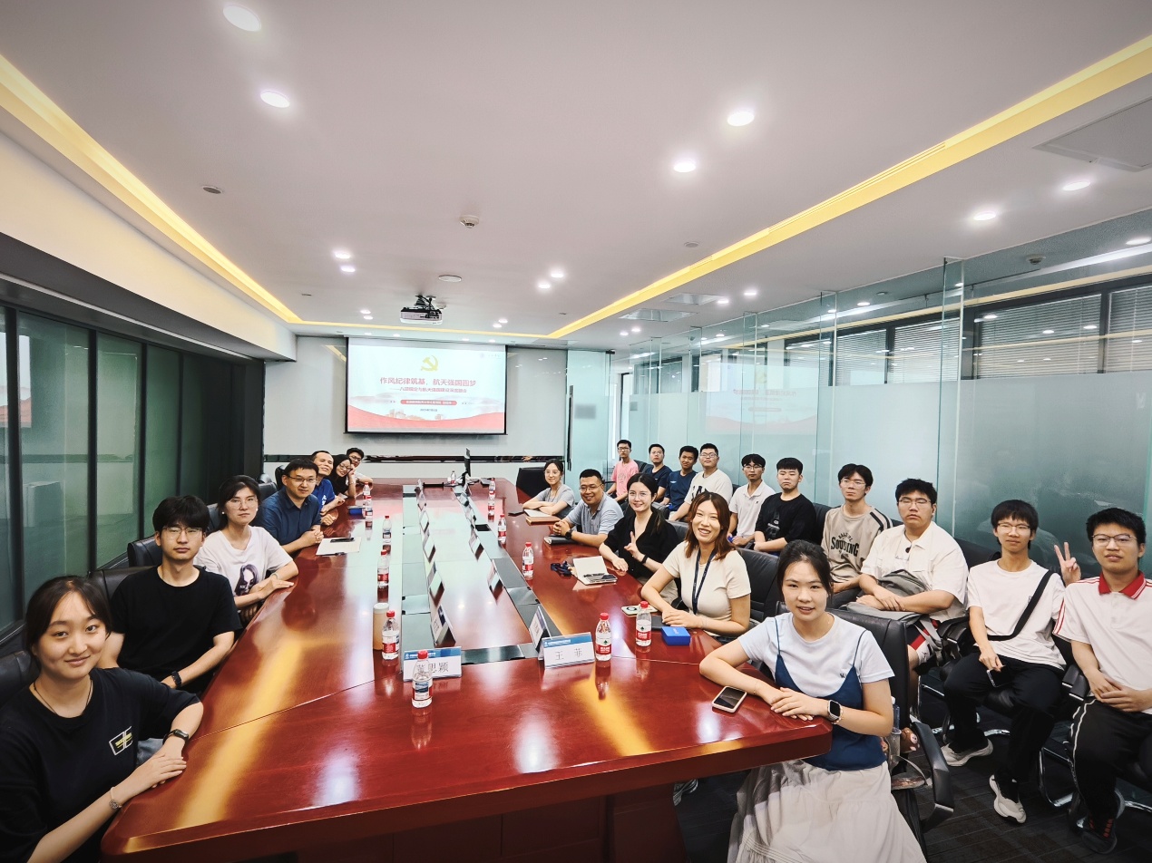 365英国上市公司