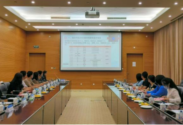 365英国上市公司