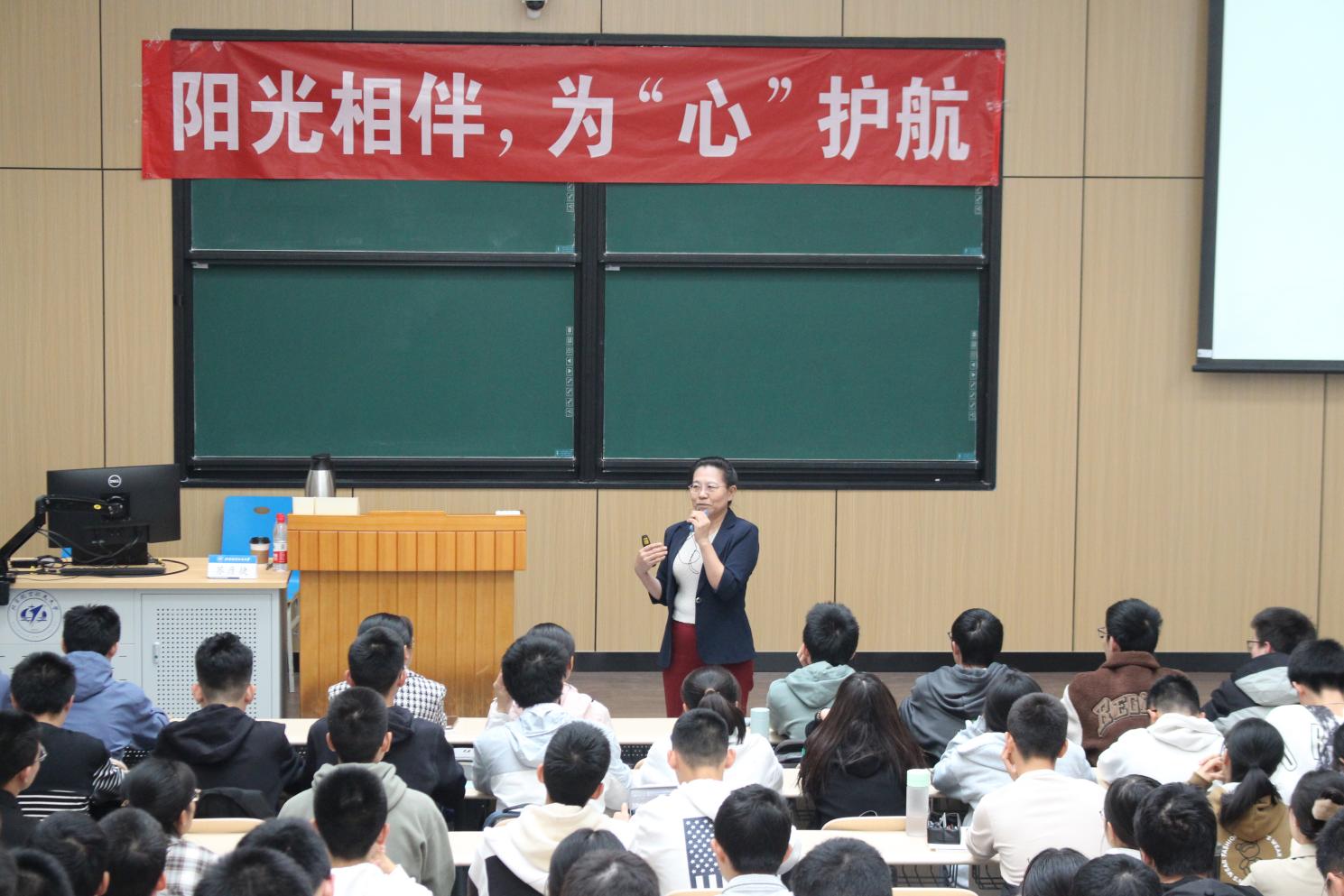 365英国上市公司