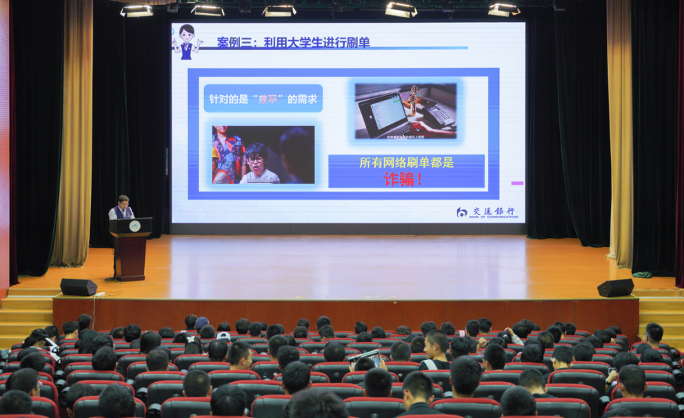 365英国上市公司