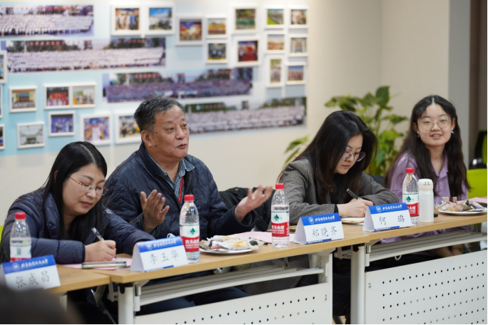 365英国上市公司