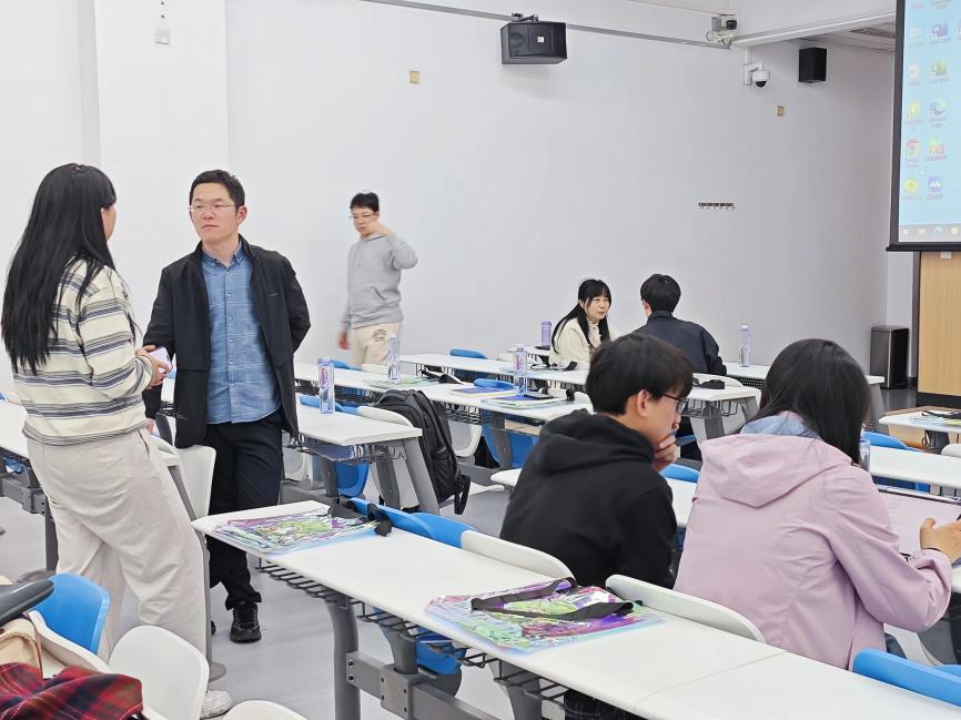 365英国上市公司