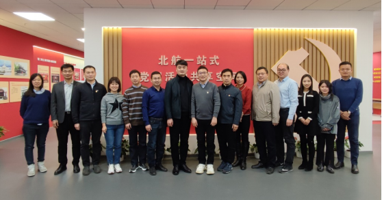 365英国上市公司