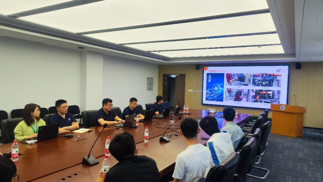 365英国上市公司