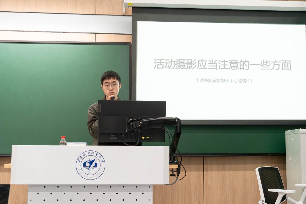 365英国上市公司