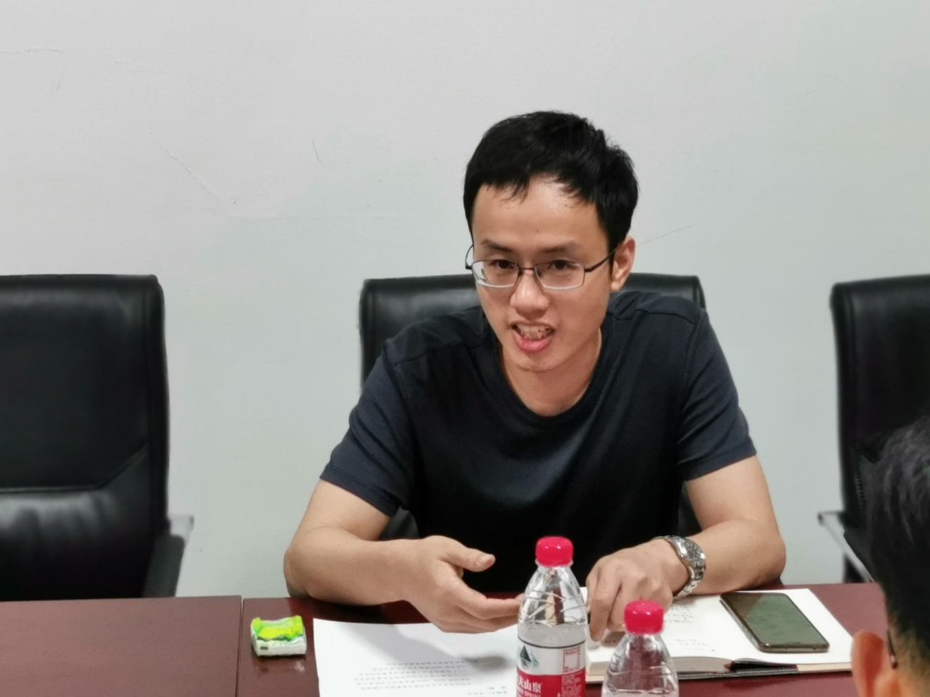 365英国上市公司