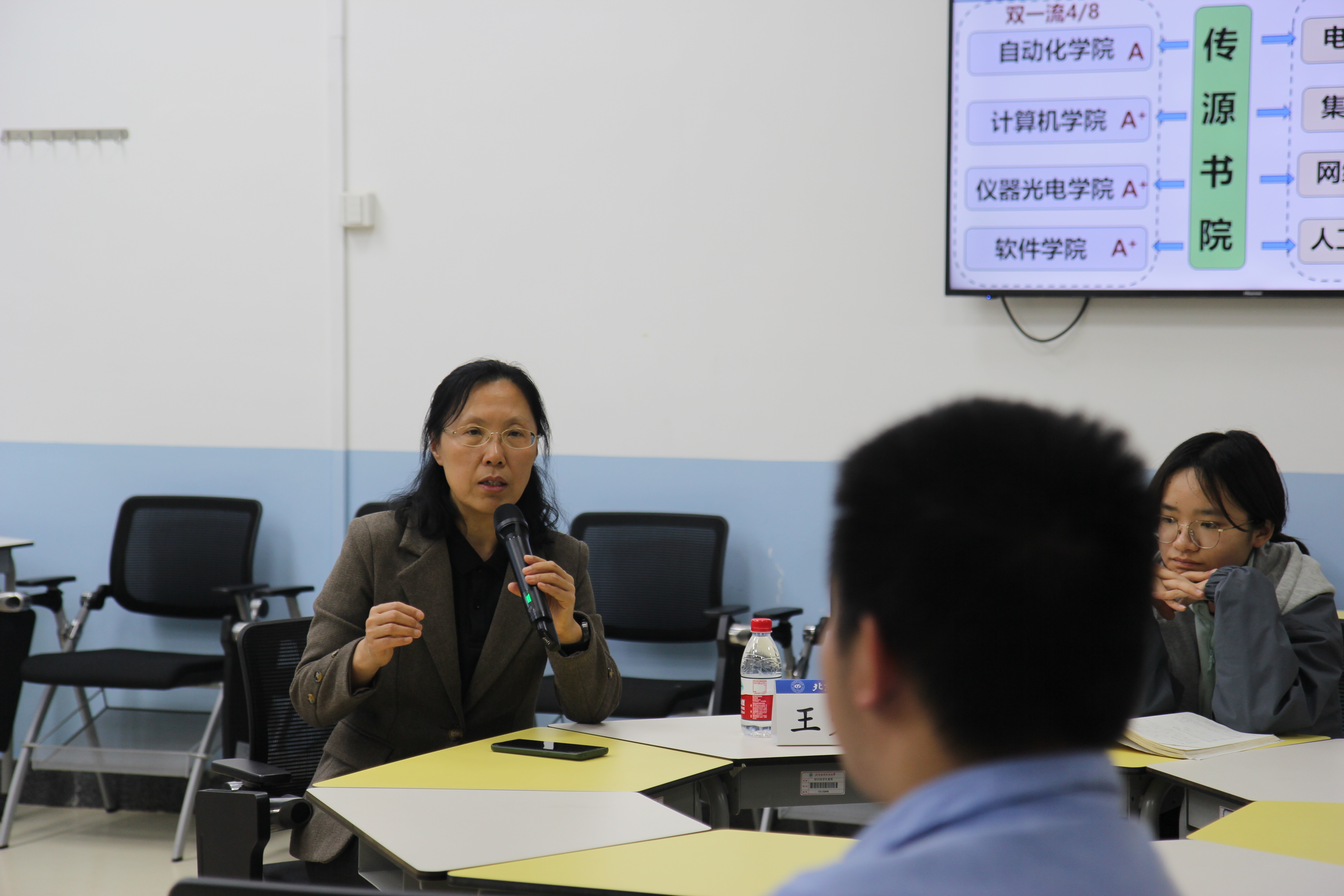 365英国上市公司