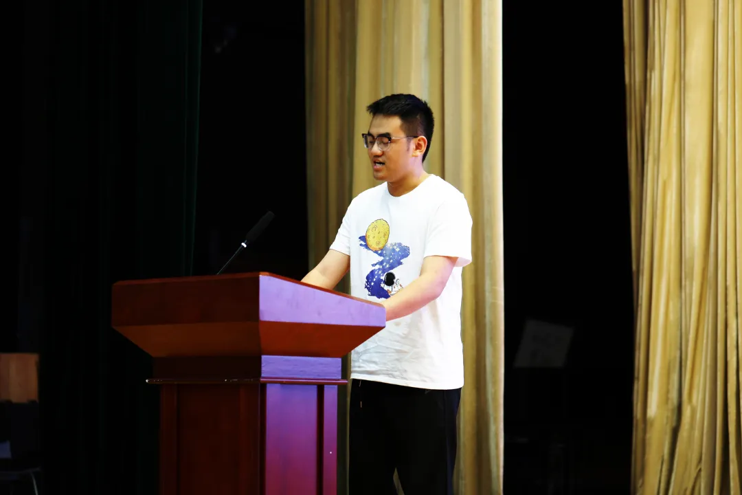 365英国上市公司