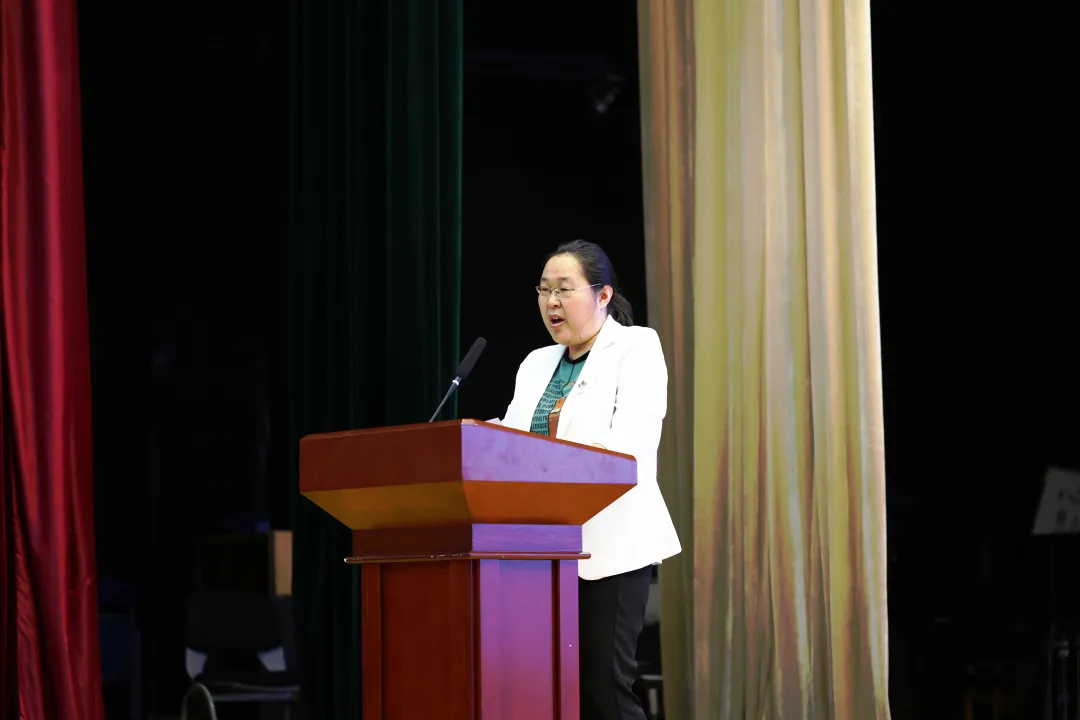 365英国上市公司