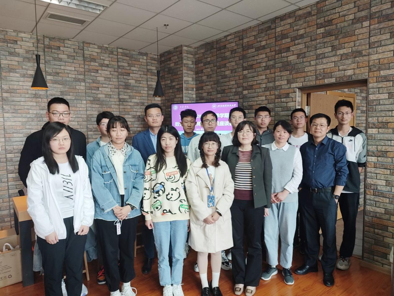 365英国上市公司