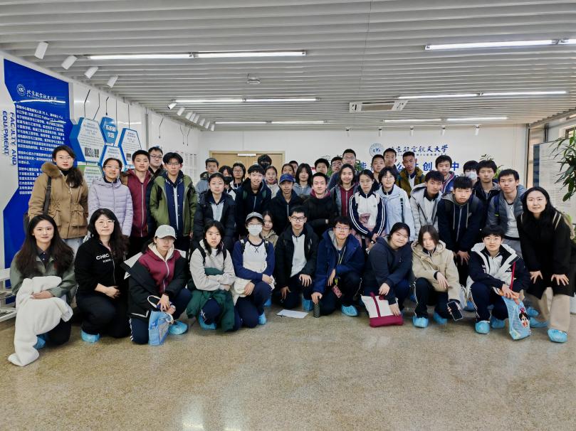 365英国上市公司