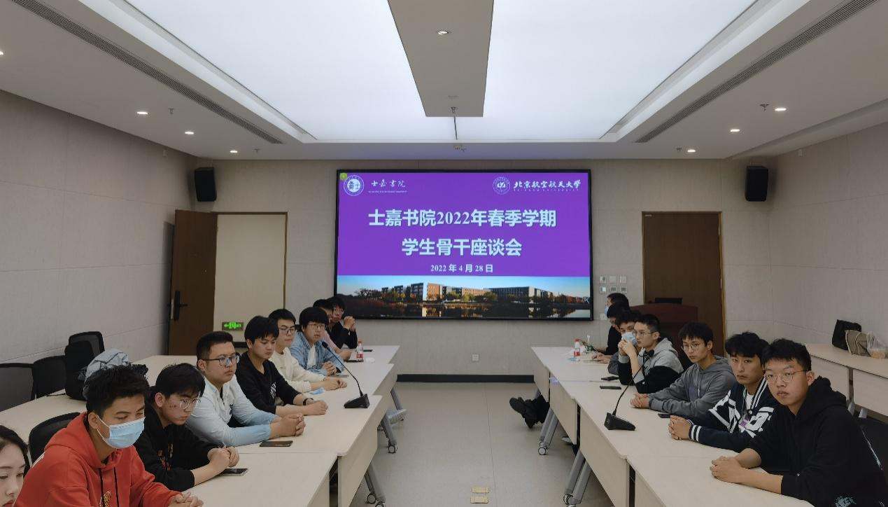 365英国上市公司