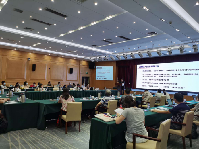 365英国上市公司