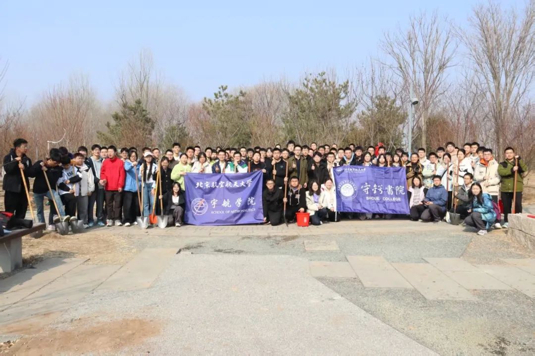 365英国上市公司