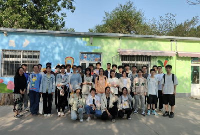 365英国上市公司