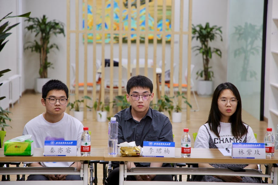 365英国上市公司