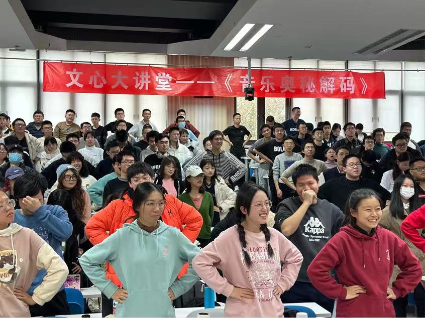 365英国上市公司