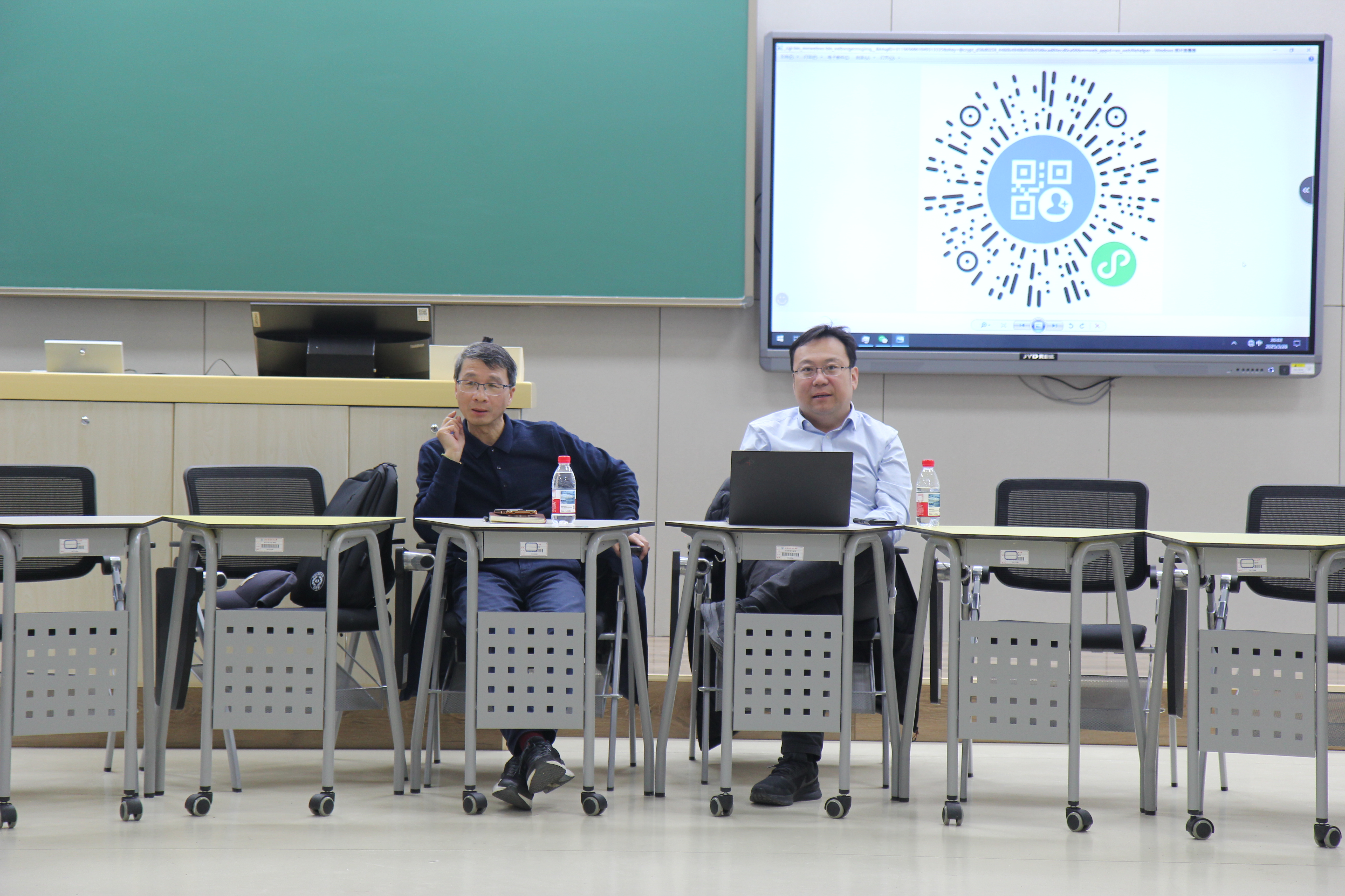 365英国上市公司