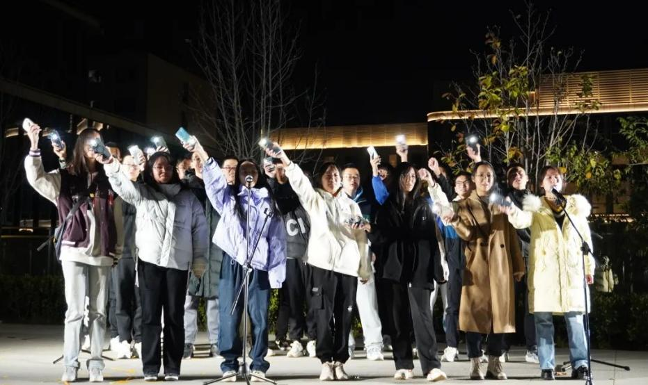 365英国上市公司