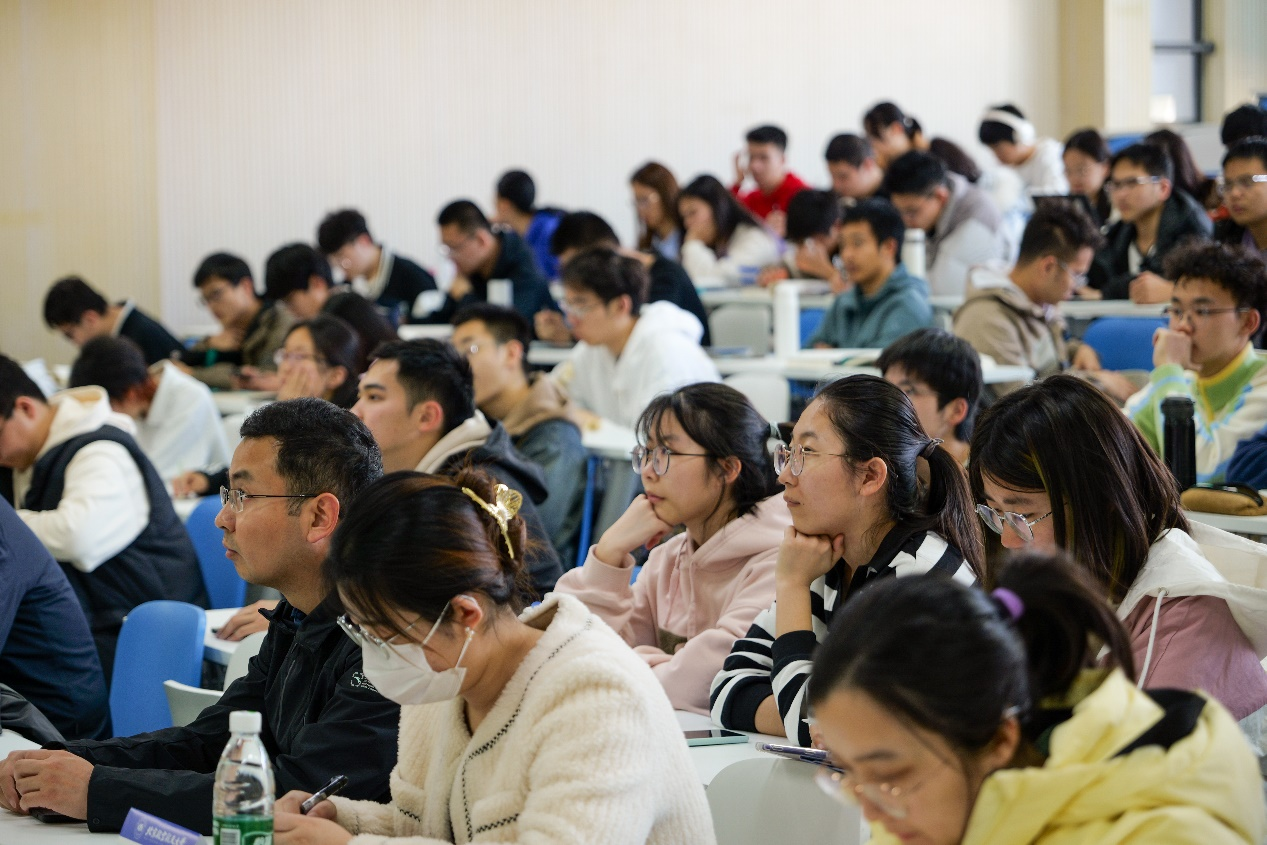 365英国上市公司