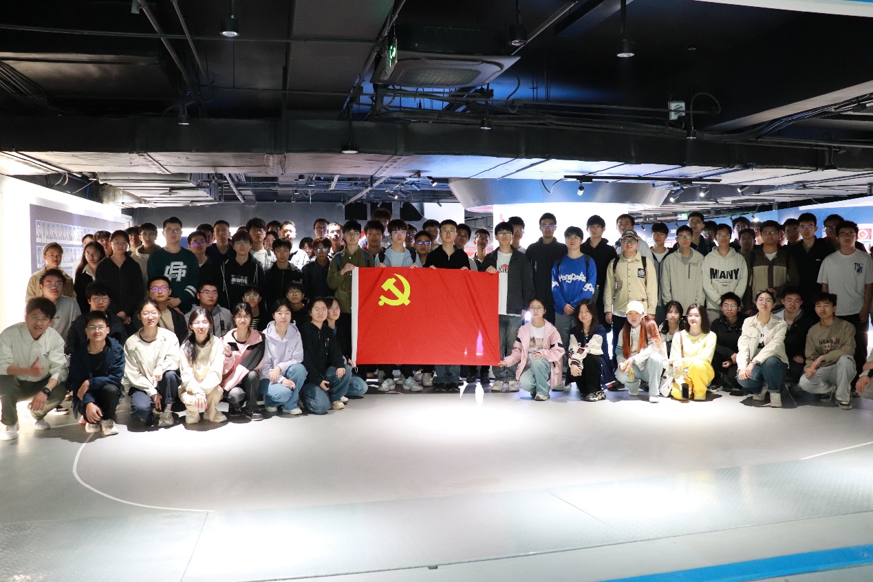 365英国上市公司