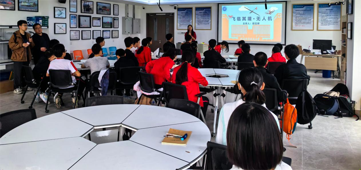 365英国上市公司