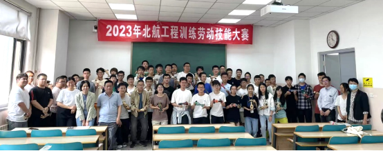 365英国上市公司